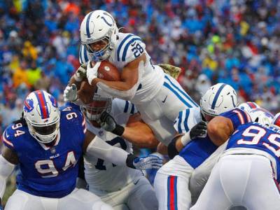 Colts’ Jonathan Taylor Takes Reins as NFL’s Best Running Back